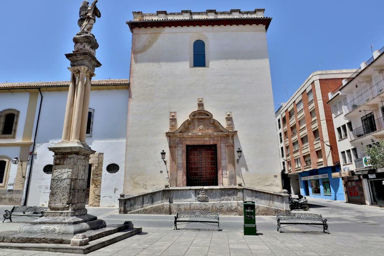 Duque De Hornachuelos, Parking En Pleno Centro Cordoba Exterior photo